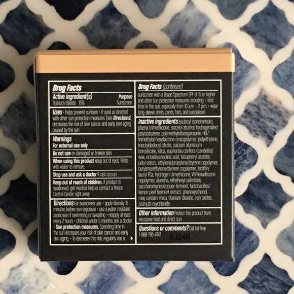 NIB bareMinerals Correcting Concealer “Medium 2” - Picture 3 of 4